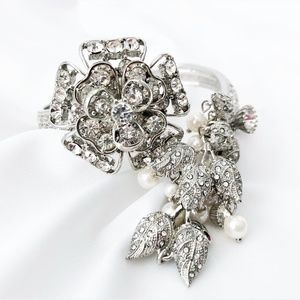 Betsey Johnson ‘Pretty Punk Pearl’ Bypass Bracelet RARE